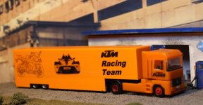 racing3.jpg racing3.jpg