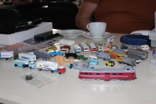 holzautos3.jpg holzautos3.jpg