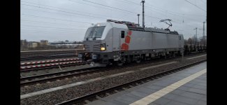 Screenshot_20251209_225830_Gallery.jpg Screenshot_20251209_225830_Gallery.jpg