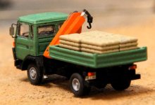 Magirus 80-13 Ladekran (6).JPG