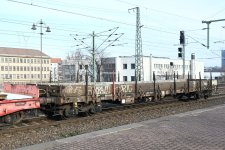 Res 31 80 3937 680-1 Bf Dresden Hbf.jpg