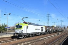 248 033-3 Bf Schönefeld (bei Berlin).jpg