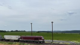 V127_04.jpg