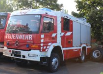 2004mb-atego1428-4x4-hlf20-rosenbauer-at2.jpg