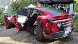2026tesla-y-ausbildungsmesse3.jpg 2026tesla-y-ausbildungsmesse3.jpg